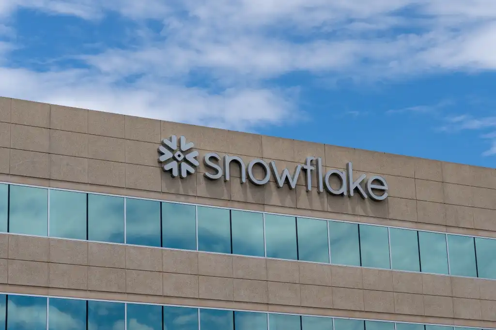 Snowflake sign on its office building in Dublin, California, USA - June 12, 2023. Snowflake Inc. is a cloud computing–based data cloud company.